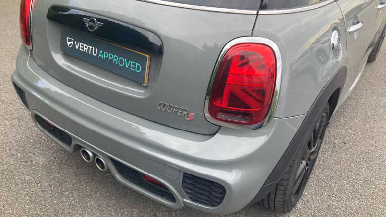 MINI Hatchback 2.0 Cooper S Sport II 5dr Petrol Hatchback